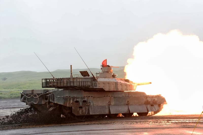 陸上自衛隊10式戦車