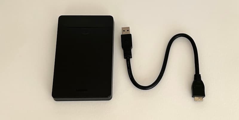 購入したSSDケース一式